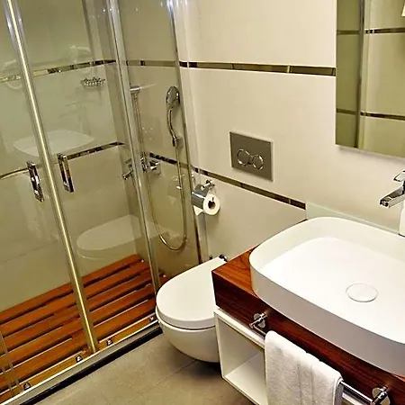 Avin 5* Izmir
