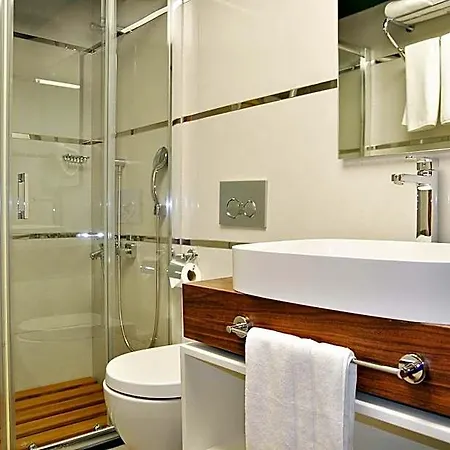 Avin 5* Izmir