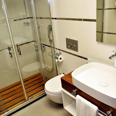 Avin Hotel Izmir